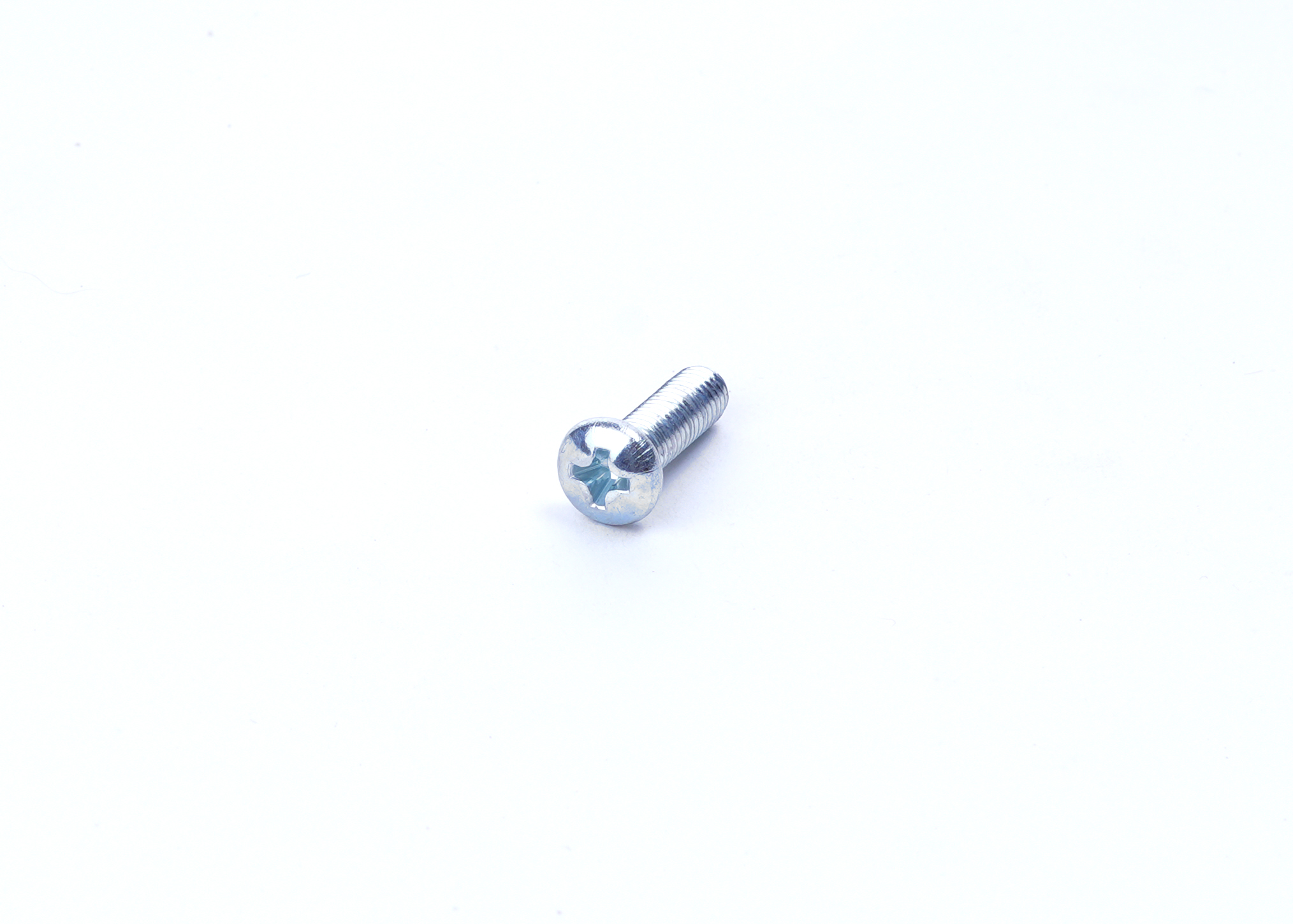 M5 X 15 YSB METRİK VİDA